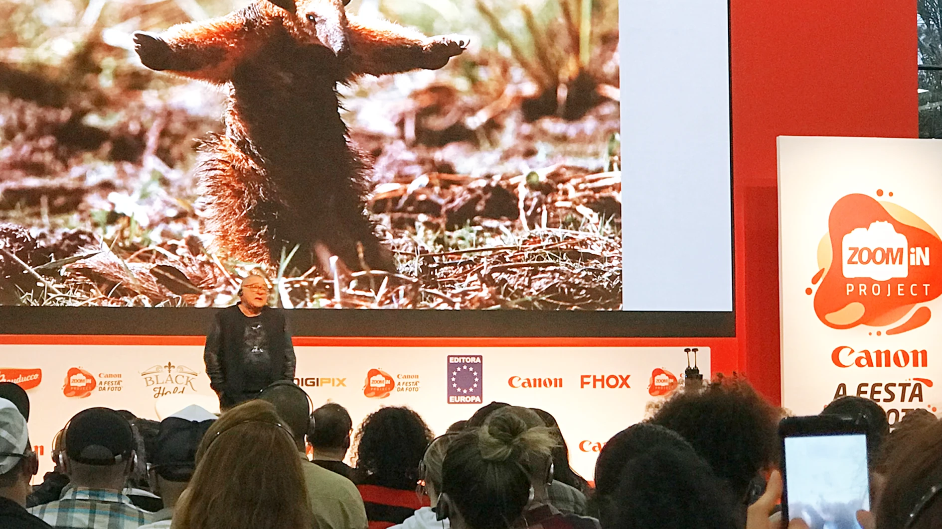 Key Visual (KV), Identidade Visual para Eventos, Cenografia, Peças Digitais, Design de Eventos, Estratégia para Redes Sociais e Hotsite